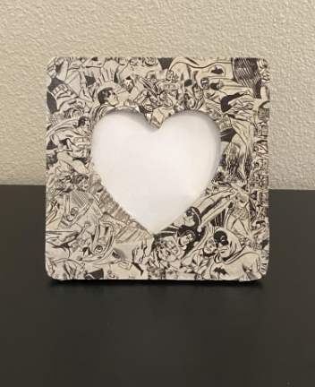 Justice League Picture Frame Heart 1